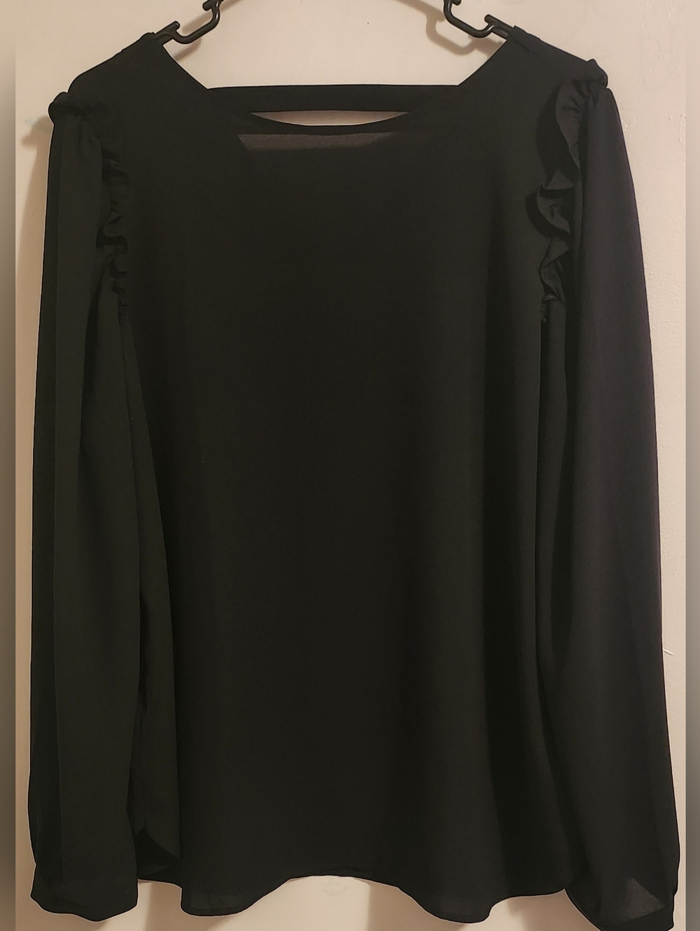 Elegant Black Long-Sleeve LOFT Ruffle Shoulder Blouse. SIZE LG. Light MATERIAL!